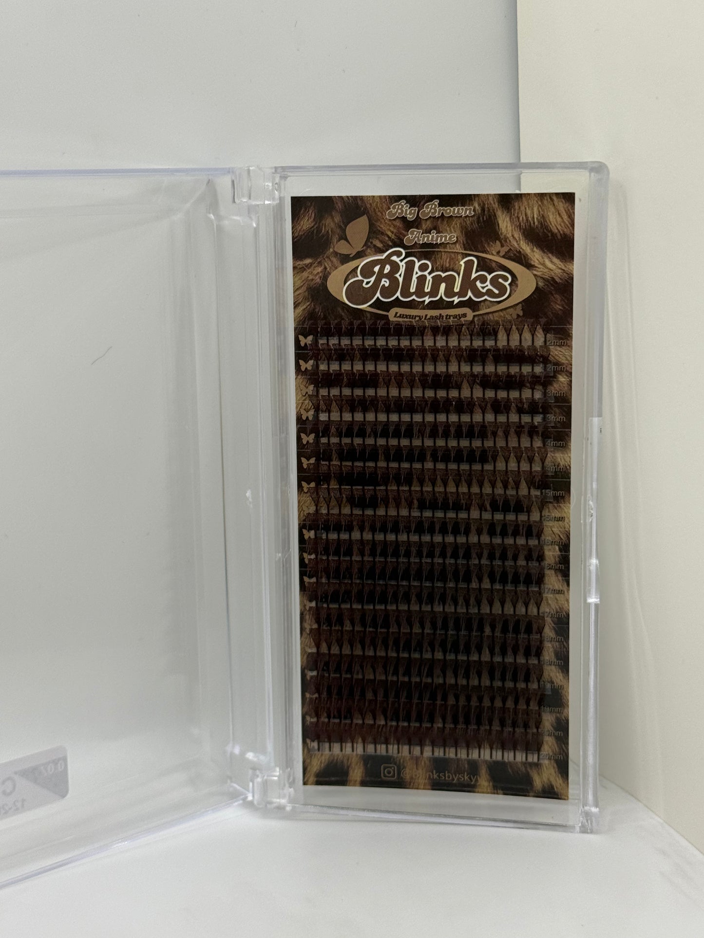 “BIG BROWN ANIME BLINKS” MIXED LENGTH SPIKES